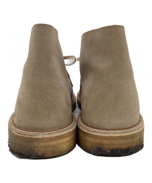 CLARKS（クラークス）CLARKS (クラークス) チャッカーブーツ ベージュ サイズ:27cmの古着・服飾アイテム