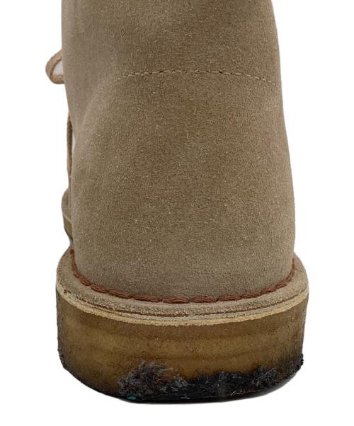 CLARKS（クラークス）CLARKS (クラークス) チャッカーブーツ ベージュ サイズ:27cmの古着・服飾アイテム
