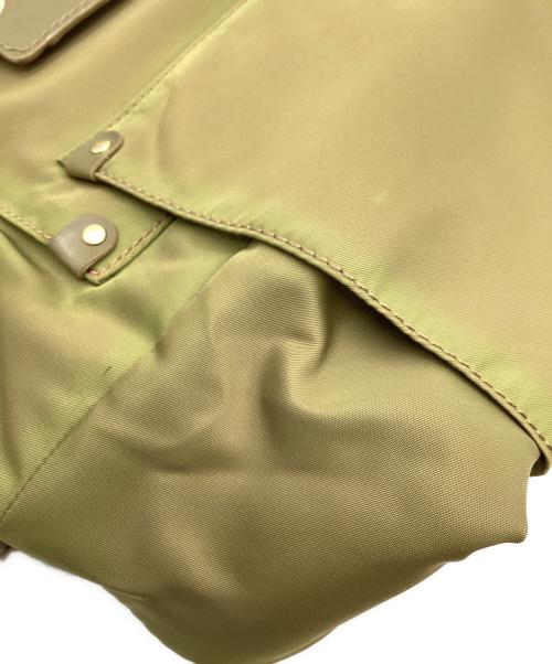 Marc by Marc Jacobs（マークバイマークジェイコブス）Marc by Marc Jacobs (マークバイマークジェイコブス) Marc by Marc Jacobs　ハンドバッグ カーキの古着・服飾アイテム