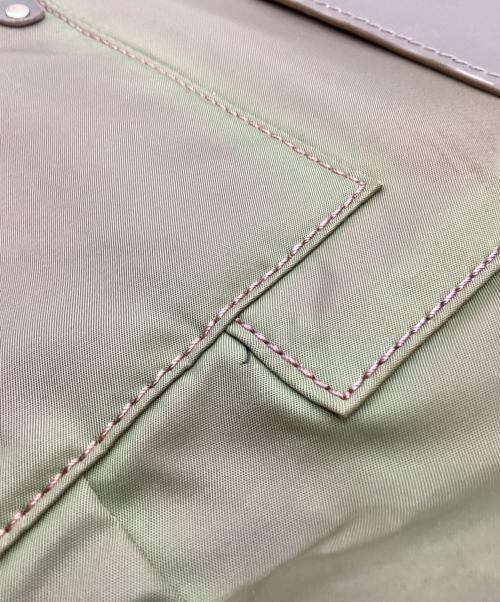 Marc by Marc Jacobs（マークバイマークジェイコブス）Marc by Marc Jacobs (マークバイマークジェイコブス) Marc by Marc Jacobs　ハンドバッグ カーキの古着・服飾アイテム