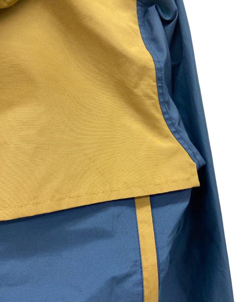 Mt. Rainier Design（マウントレイニアデザイン）Mt. Rainier Design (マウントレイニアデザイン) マウンテンパーカー ブルー×ベージュ サイズ:XSの古着・服飾アイテム