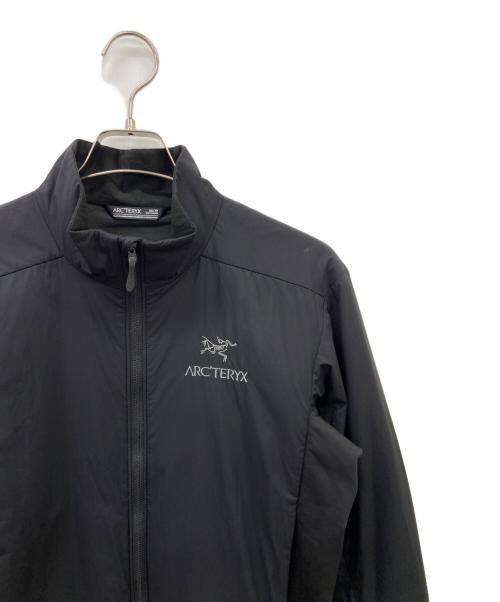 ARC'TERYX（アークテリクス）ARC'TERYX (アークテリクス) ATOM JACKET ブラック サイズ:XSの古着・服飾アイテム