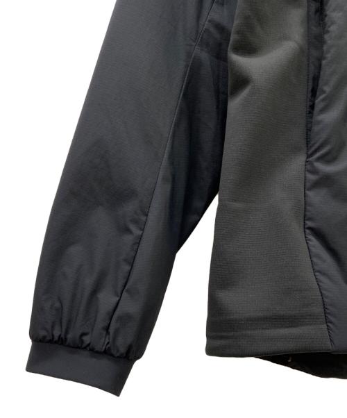 ARC'TERYX（アークテリクス）ARC'TERYX (アークテリクス) ATOM JACKET ブラック サイズ:XSの古着・服飾アイテム