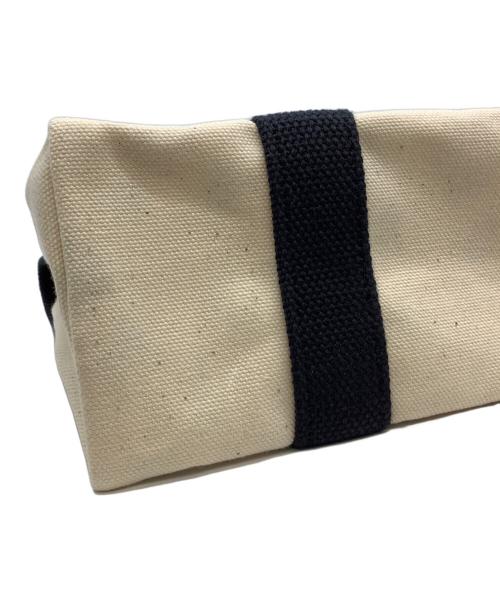 信三郎鞄（シンザブロウカバン）信三郎鞄 (シンザブロウカバン) 鉄腕アトム (テツワンアトム) 信三郎鞄　鉄腕アトム　ハンドバッグ ベージュ×ブラックの古着・服飾アイテム