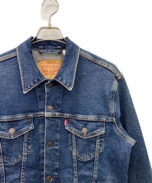 LEVI'S（リーバイス）LEVI'S (リーバイス) デニムトラッカージャケット インディゴ サイズ:Mの古着・服飾アイテム