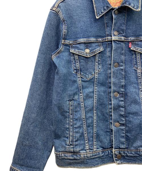 LEVI'S（リーバイス）LEVI'S (リーバイス) デニムトラッカージャケット インディゴ サイズ:Mの古着・服飾アイテム