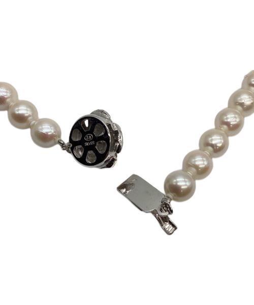 ノーブランド（ノーブランド）ノーブランド (ノーブランド) パールモチーフ ホワイト×シルバーの古着・服飾アイテム