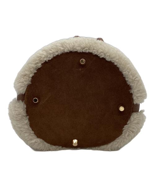 CHRISTIAN VILLA（クリスチャンヴィラ）CHRISTIAN VILLA (クリスチャンヴィラ) CHRISTIAN VILLA　ショルダーバッグ ブラウンの古着・服飾アイテム