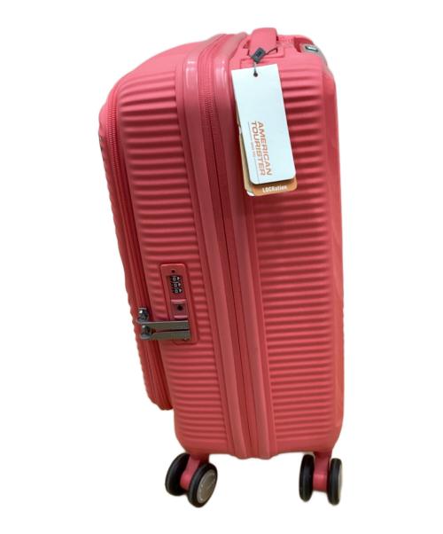 AMERICAN TOURISTER（アメリカンツーリスター）AMERICAN TOURISTER (アメリカンツーリスター) AMERICAN TOURISTER　ANTIMICROBIAL TECHNOLOGY　キャリーバッグ ピンクの古着・服飾アイテム