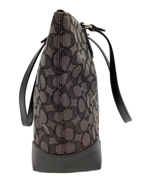 COACH（コーチ）COACH (コーチ) シグネチャーキャンバストートバッグ ブラックの古着・服飾アイテム