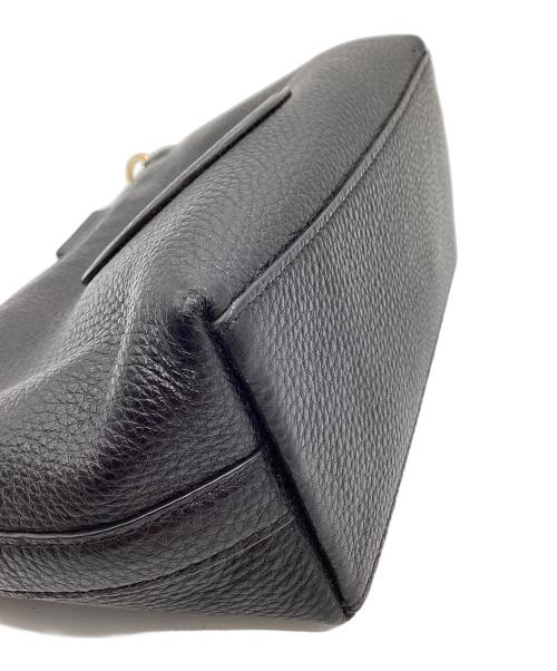 COACH（コーチ）COACH (コーチ) ロゴ型押しハンドバッグ ブラックの古着・服飾アイテム