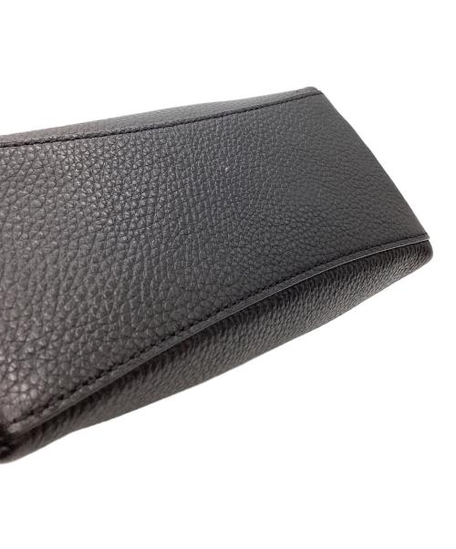 COACH（コーチ）COACH (コーチ) ロゴ型押しハンドバッグ ブラックの古着・服飾アイテム