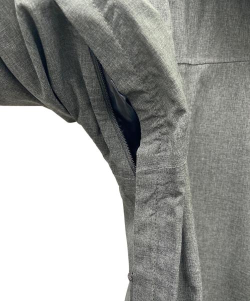 THE NORTH FACE（ザ ノース フェイス）THE NORTH FACE (ザ ノース フェイス) マウンテンパーカー グレー×ブラック サイズ:Mの古着・服飾アイテム