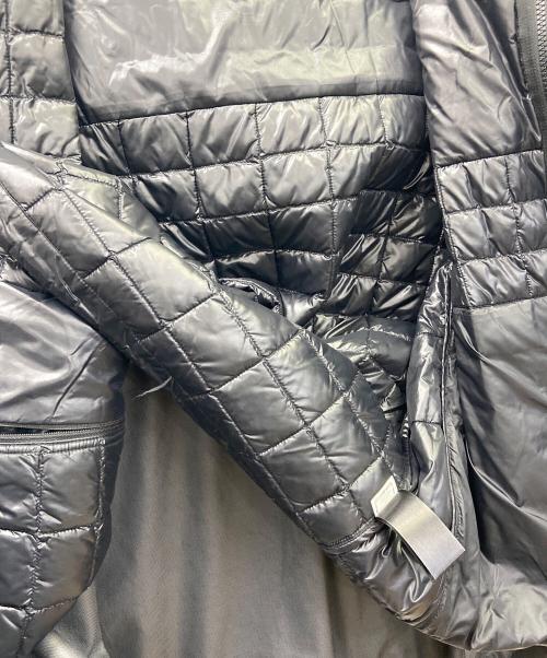THE NORTH FACE（ザ ノース フェイス）THE NORTH FACE (ザ ノース フェイス) マウンテンパーカー グレー×ブラック サイズ:Mの古着・服飾アイテム