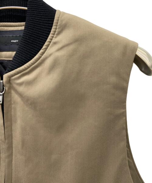 KNOTT（ノット）KNOTT (ノット) KNOTT　中綿ベスト ベージュ×ブラック サイズ:1の古着・服飾アイテム