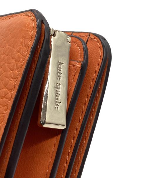 Kate Spade（ケイトスペード）Kate Spade (ケイトスペード) Kate Spade　レナ ミディアム コンパクト バイフォールド ウォレット オレンジの古着・服飾アイテム