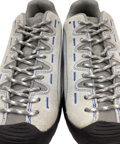 KEEN（キーン）KEEN (キーン) KEEN　JASPER　スニーカー グレーバイオレット×ブリリアントブルー サイズ:26.5ｃｍの古着・服飾アイテム