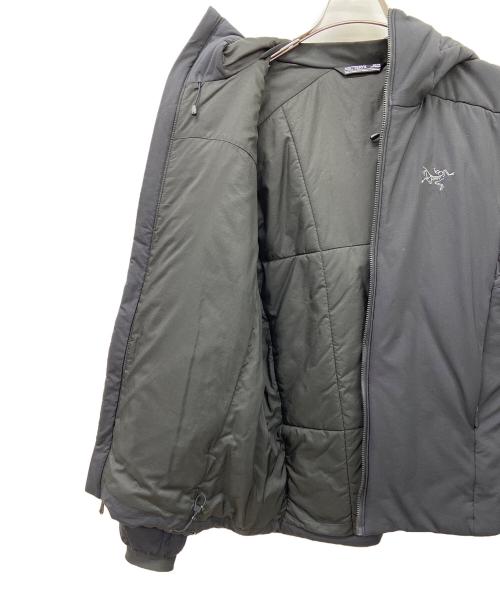 ARC'TERYX（アークテリクス）ARC'TERYX (アークテリクス) ATOM HEAVYWEIGHT HOODY ブラック サイズ:XSの古着・服飾アイテム