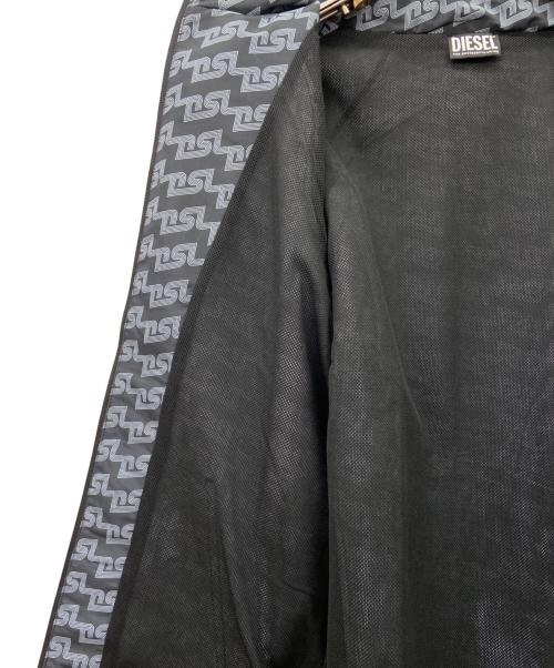 DIESEL（ディーゼル）DIESEL (ディーゼル) DIESEL　ナイロンジャケット グレー×ブルー サイズ:Mの古着・服飾アイテム