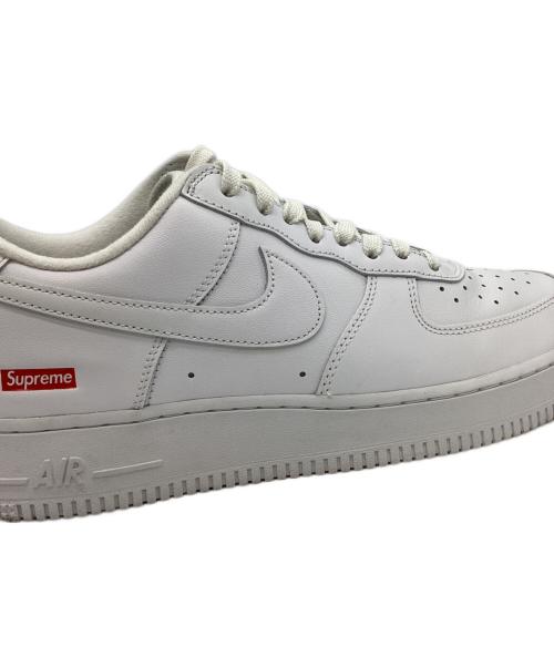 NIKE（ナイキ）NIKE (ナイキ) Supreme (シュプリーム) NIKE　Supreme　AIRFORCE1 LOW　スニーカー ホワイト サイズ:26.5ｃｍの古着・服飾アイテム