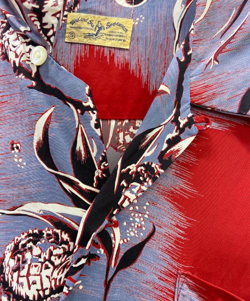 WIND AND SEA（ウィンダンシー）WIND AND SEA (ウィンダンシー) Sun Surf (サンサーフ) アロハシャツ グレー×レッド サイズ:Sの古着・服飾アイテム