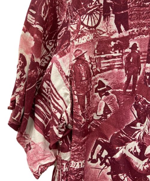 Sun Surf（サンサーフ）Sun Surf (サンサーフ) Sun Surf　アロハシャツ レッド サイズ:Sの古着・服飾アイテム