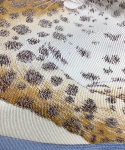 Salvatore Ferragamo（サルヴァトーレ フェラガモ）Salvatore Ferragamo (サルヴァトーレ フェラガモ) Salvatore Ferragamo　キリン　大判シルクスカーフ ホワイト×ブラックの古着・服飾アイテム