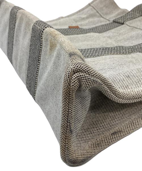 HERMES（エルメス）HERMES (エルメス) HERMES　ニューフールトゥMM　ハンドバッグ グレーの古着・服飾アイテム