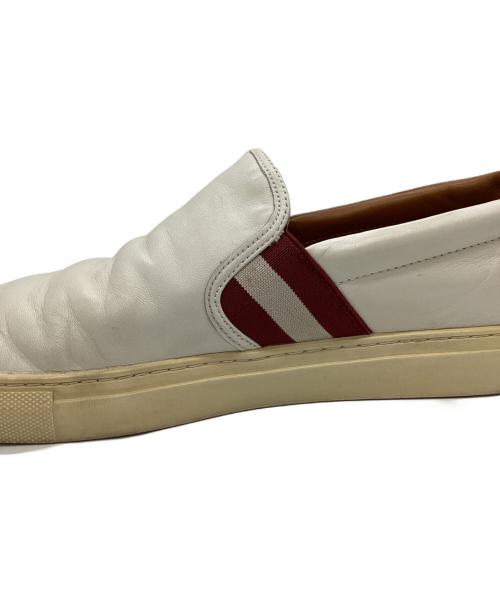 BALLY（バリー）BALLY (バリー) BALLY　スリッポン ホワイト×レッド サイズ:US10Dの古着・服飾アイテム