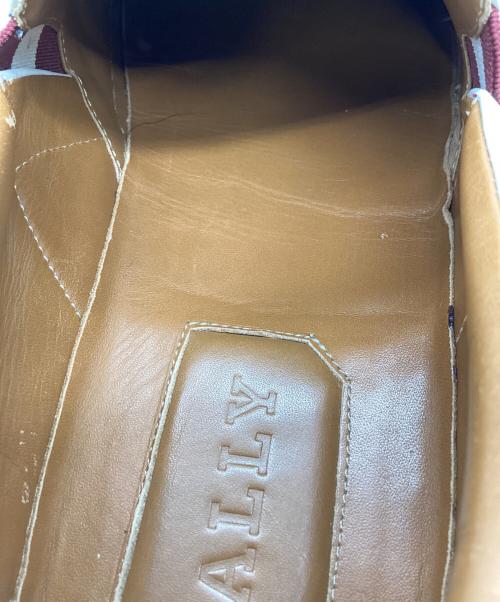 BALLY（バリー）BALLY (バリー) BALLY　スリッポン ホワイト×レッド サイズ:US10Dの古着・服飾アイテム