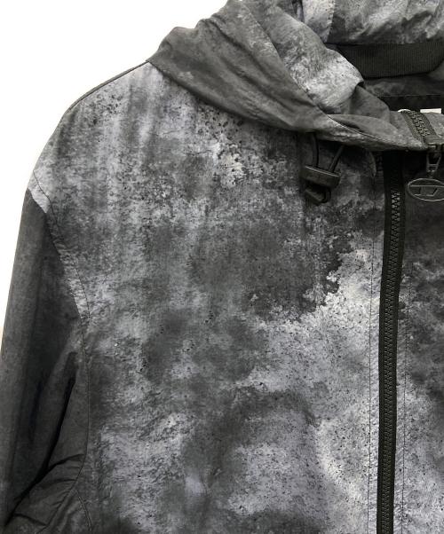 DIESEL（ディーゼル）DIESEL (ディーゼル) ナイロンジャケット グレー サイズ:Lの古着・服飾アイテム