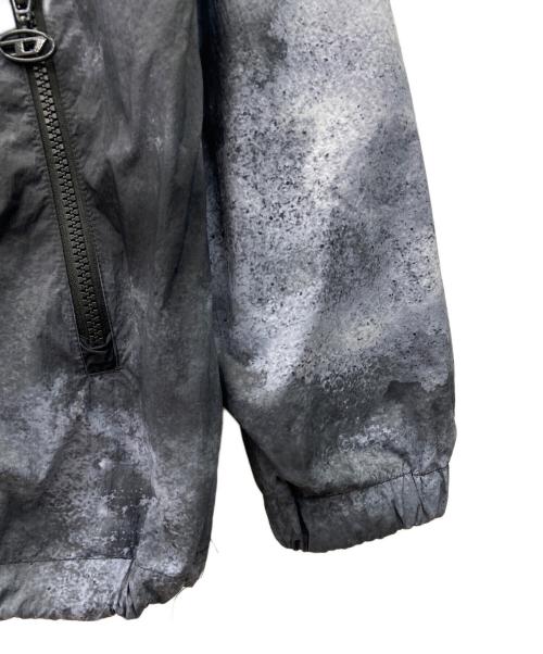DIESEL（ディーゼル）DIESEL (ディーゼル) ナイロンジャケット グレー サイズ:Lの古着・服飾アイテム