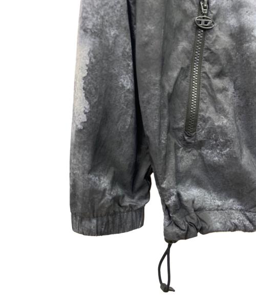 DIESEL（ディーゼル）DIESEL (ディーゼル) ナイロンジャケット グレー サイズ:Lの古着・服飾アイテム