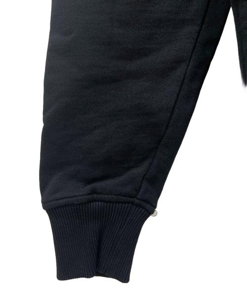 ami（アミ）ami (アミ) ハートロゴスウェット ブラック サイズ:XSの古着・服飾アイテム