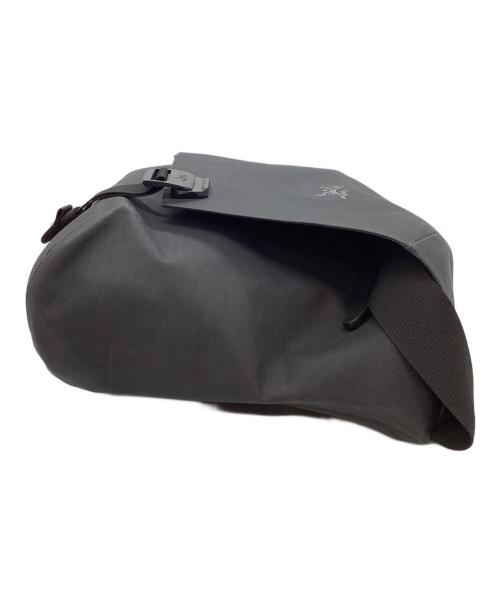 ARC'TERYX（アークテリクス）ARC'TERYX (アークテリクス) ARC'TERYX　Granville 10 Courier Bag　ショルダーバッグ ブラックの古着・服飾アイテム