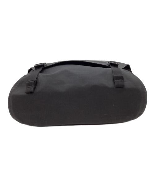 ARC'TERYX（アークテリクス）ARC'TERYX (アークテリクス) ARC'TERYX　Granville 10 Courier Bag　ショルダーバッグ ブラックの古着・服飾アイテム