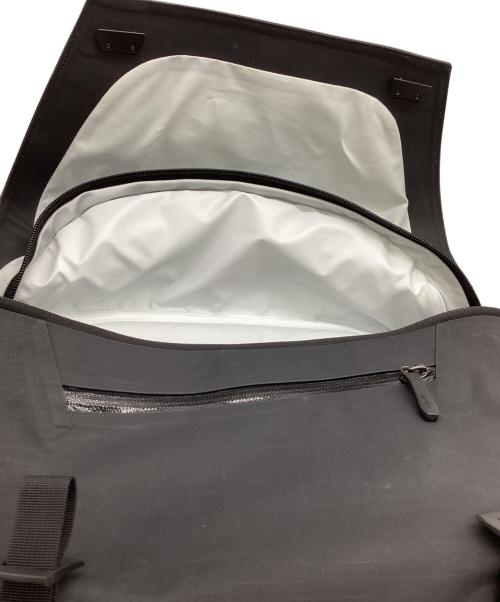ARC'TERYX（アークテリクス）ARC'TERYX (アークテリクス) ARC'TERYX　Granville 10 Courier Bag　ショルダーバッグ ブラックの古着・服飾アイテム