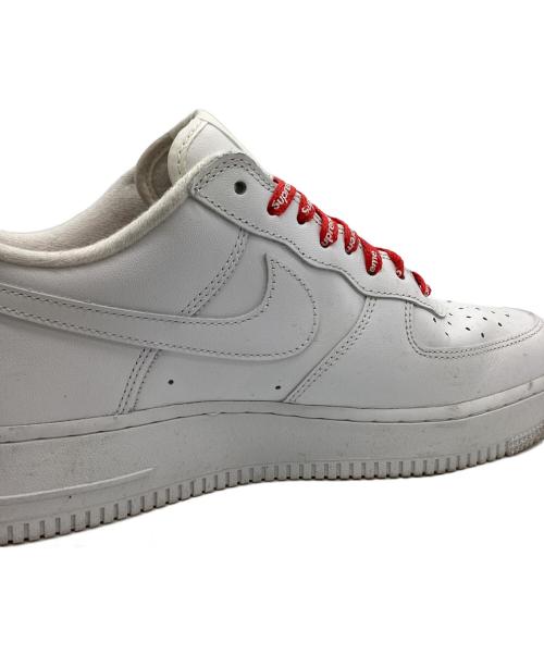 NIKE（ナイキ）NIKE (ナイキ) Supreme (シュプリーム) NIKE　Supreme　スニーカー ホワイト×レッド サイズ:27.5cmの古着・服飾アイテム