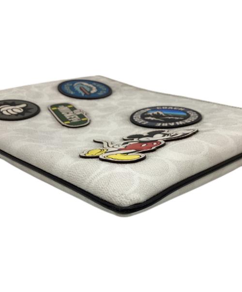 COACH（コーチ）COACH (コーチ) Disney (ディズニー) シグネチャークラッチバッグ ホワイト サイズ:なしの古着・服飾アイテム