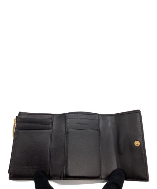 BOTTEGA VENETA（ボッテガベネタ）BOTTEGA VENETA (ボッテガベネタ) BOTTEGA VENETA　カセット　マキシイントレチャート 　3つ折り財布 ブラックの古着・服飾アイテム