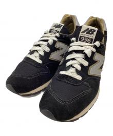 NEW BALANCE（ニューバランス）の古着「NEW BALANCE　スニーカー」｜ブラック×ゴールド