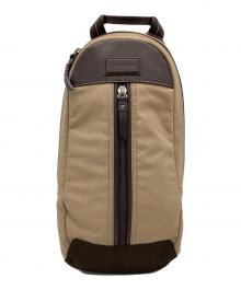 COACH（コーチ）の古着「COACH　ボディバッグ」｜ベージュ×ブラウン