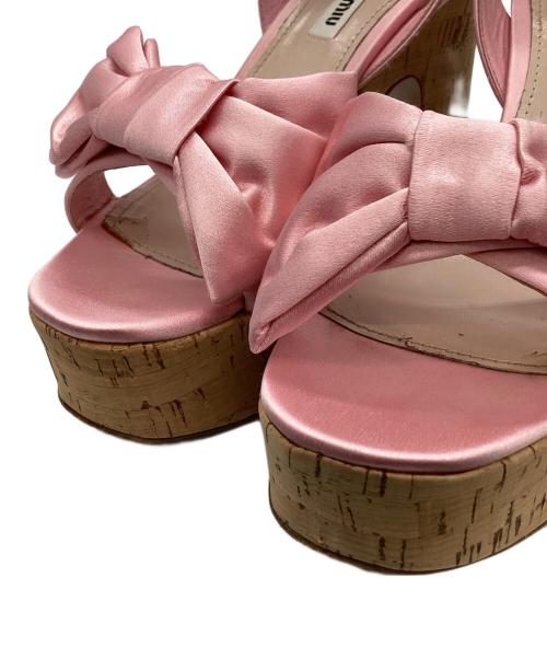 MIU MIU（ミュウミュウ）MIU MIU (ミュウミュウ) MIU MIU　satin and cork sandals ピンクベージュ サイズ:37　1/2の古着・服飾アイテム