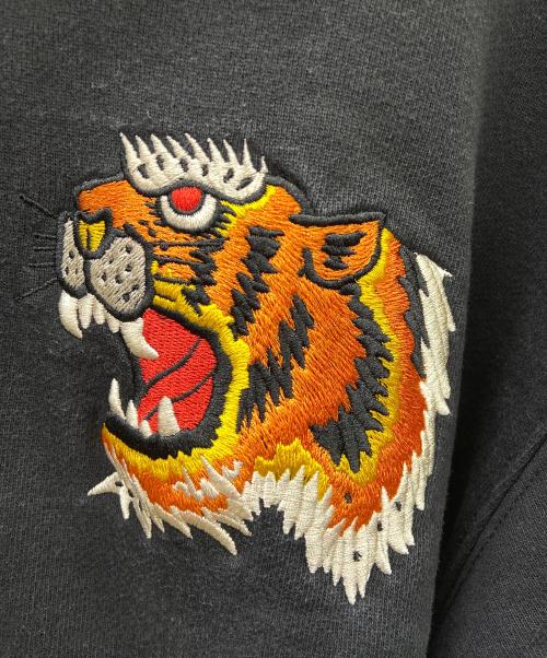X-LARGE（エクストララージ）X-LARGE (エクストララージ) TIGER EMBROIDERY フーディースウェット ブラック サイズ:Lの古着・服飾アイテム