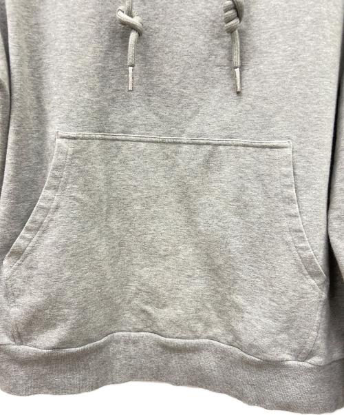 MONCLER（モンクレール）MONCLER (モンクレール) ロゴプルオーバーパーカー グレー サイズ:Lの古着・服飾アイテム
