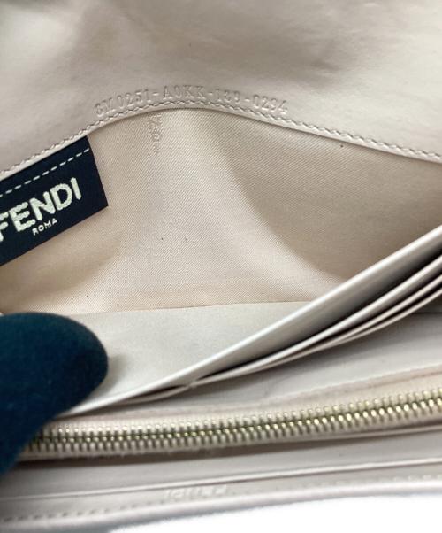 FENDI（フェンディ）FENDI (フェンディ) FENDI　長財布 ベージュの古着・服飾アイテム