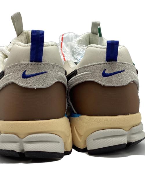 NIKE（ナイキ）NIKE (ナイキ) NIKE　ボメロ 5 'ジャパンデザイン'　スニーカー ベージュ×ブルー サイズ:27㎝の古着・服飾アイテム