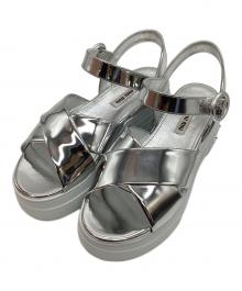 MIU MIU（ミュウミュウ）の古着「White Patent Leather Ankle Strap Crystals Platform Sandals」｜シルバー×ホワイト