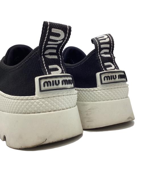MIU MIU（ミュウミュウ）MIU MIU (ミュウミュウ) MIU MIU　ビジュースニーカー ブラック×ホワイト サイズ:38　1/2の古着・服飾アイテム