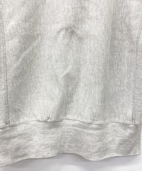 Champion REVERSE WEAVE（チャンピオン リバース ウィーブ）Champion REVERSE WEAVE (チャンピオン リバース ウィーブ) スウェット グレー×レッド サイズ:Mの古着・服飾アイテム